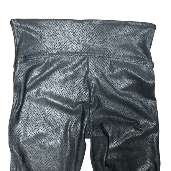 Spanx Faux Leather Matte Snake Leggings Small High Waist Compression - Picture 6 of 16